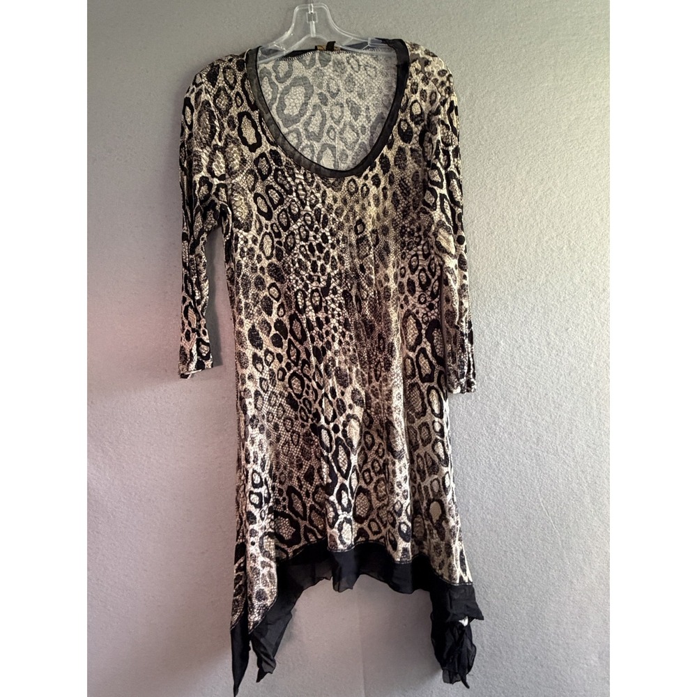 Cupio Blouse Womens M Brown Animal Print Handkerchief Hem Tunic Top Boho
